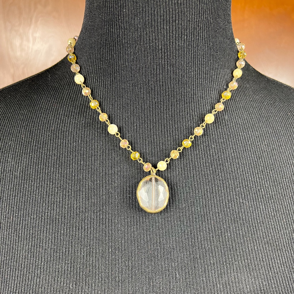 Melania Clara Necklace 20$